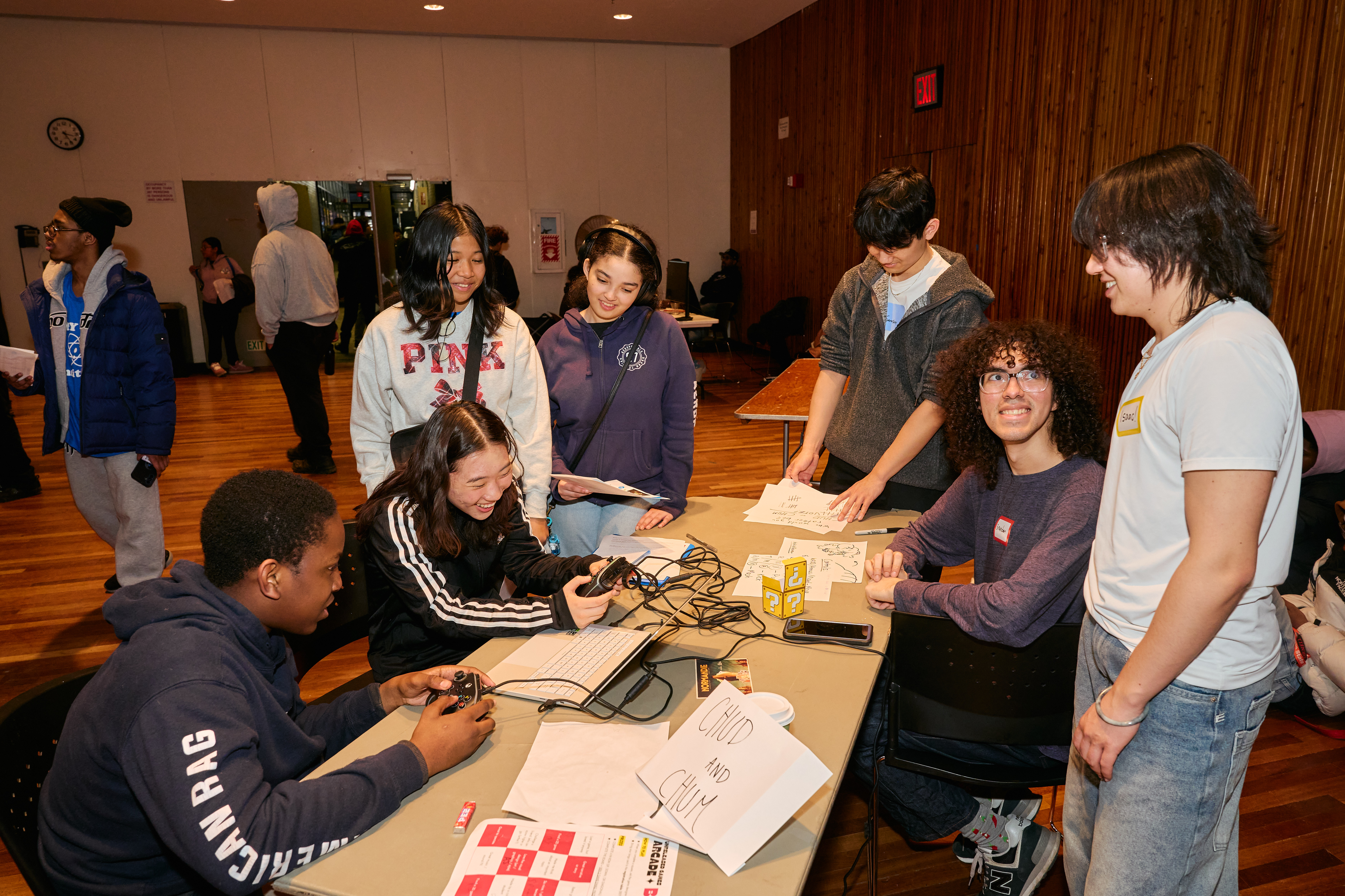 Players gathered around Chud and Chum